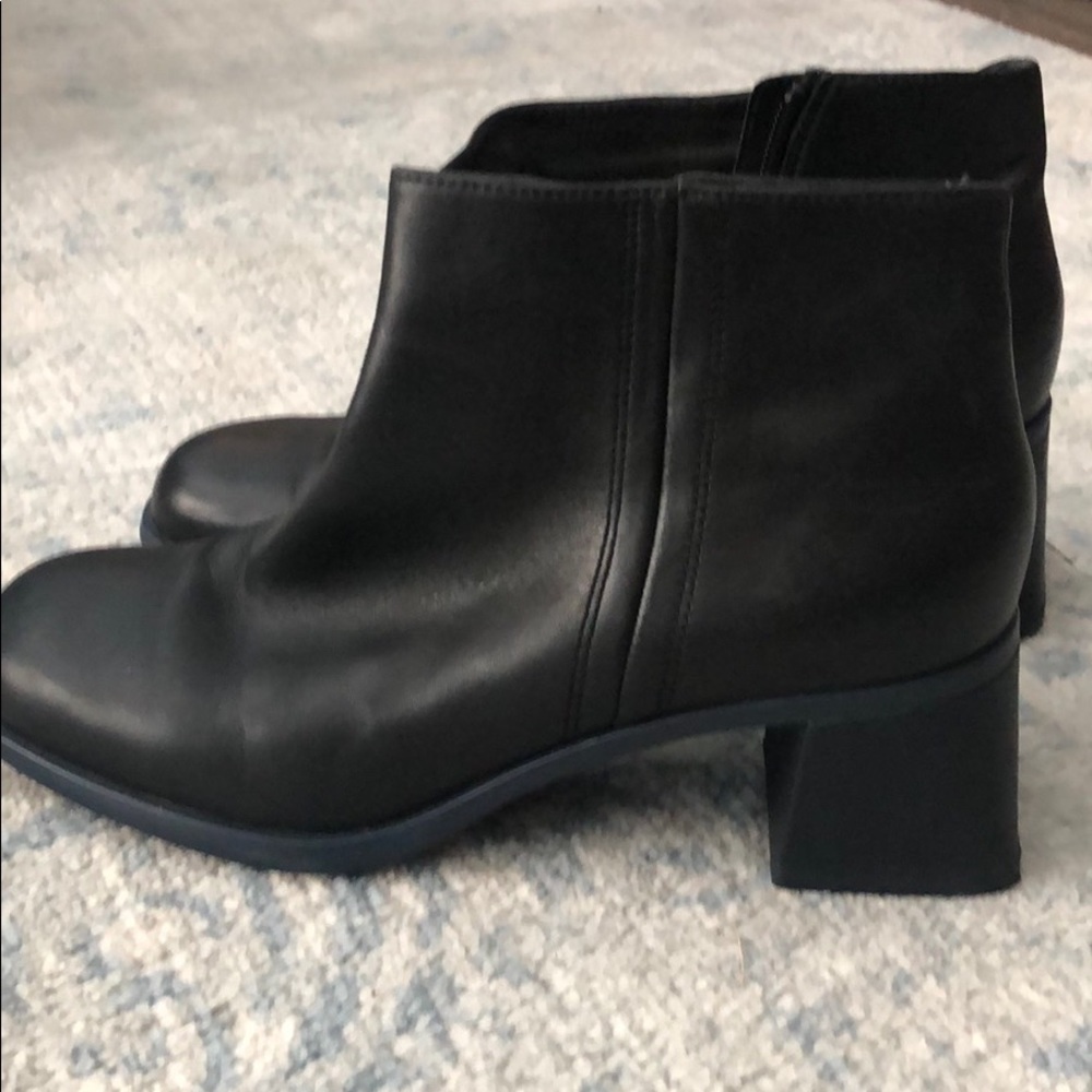 Camper Heeled Booties